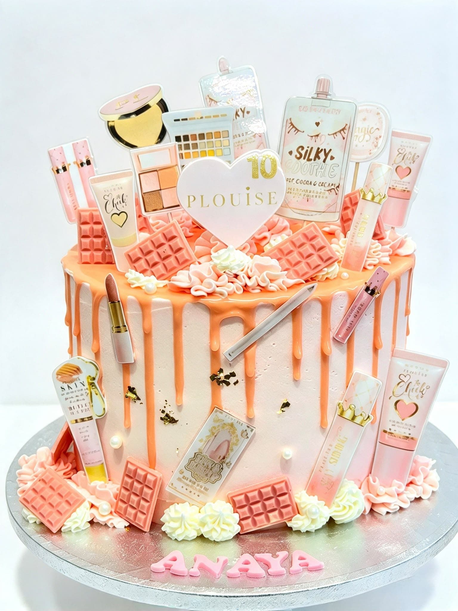 PLOUISE Makeup Cake view 2