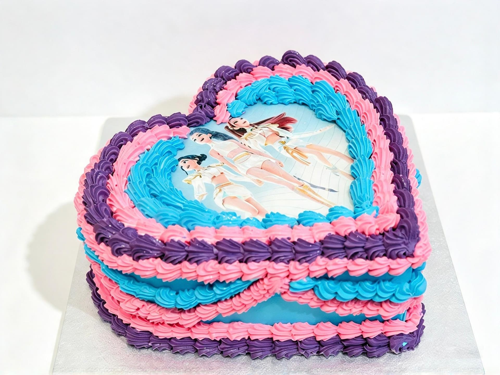 K-Pop Demon Hunter Cake
