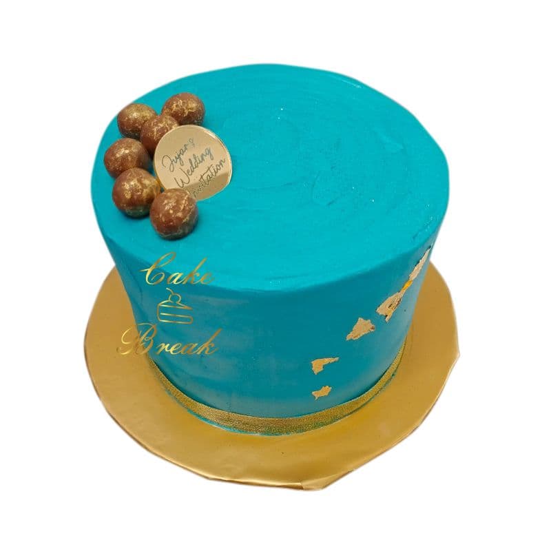 Small Wedding Invitation Sagan Cake view 2