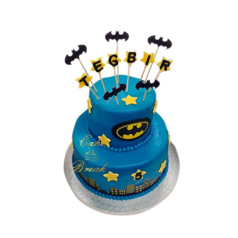 Batman Cake view 3